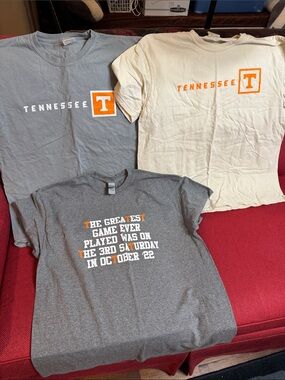 Tennessee Volunteers SS Football Themed  Tee Shirt Bundle